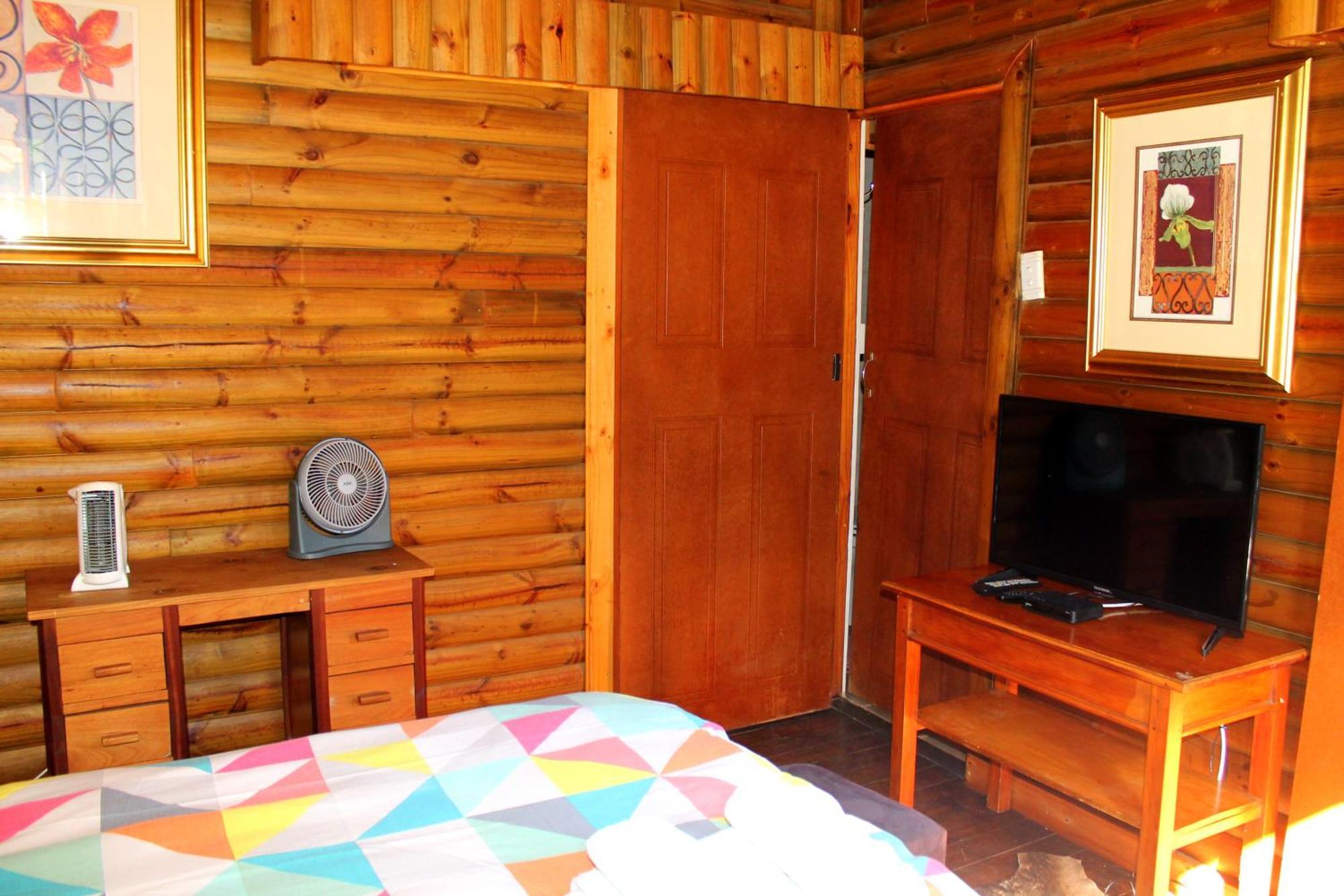 Ndlovu Log Home Dinokeng Klipdrift Bagian luar foto